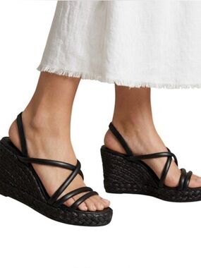 Sanctuary Wilder platform wedge sandal - Black 8.5 New without box - gorgeous 😀